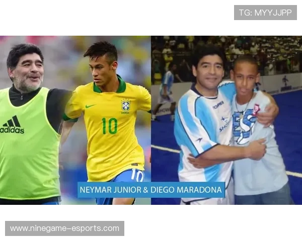 从童年到巨星见证足球球星成长的珍贵合影瞬间