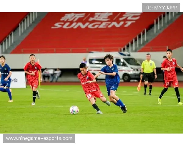 六大足球巨星闪耀赛场再掀巅峰对决激情燃动绿茵世界